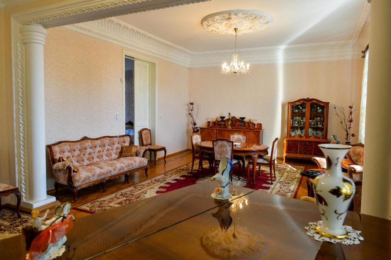 Gold Guest House Kutaiszi Kültér fotó