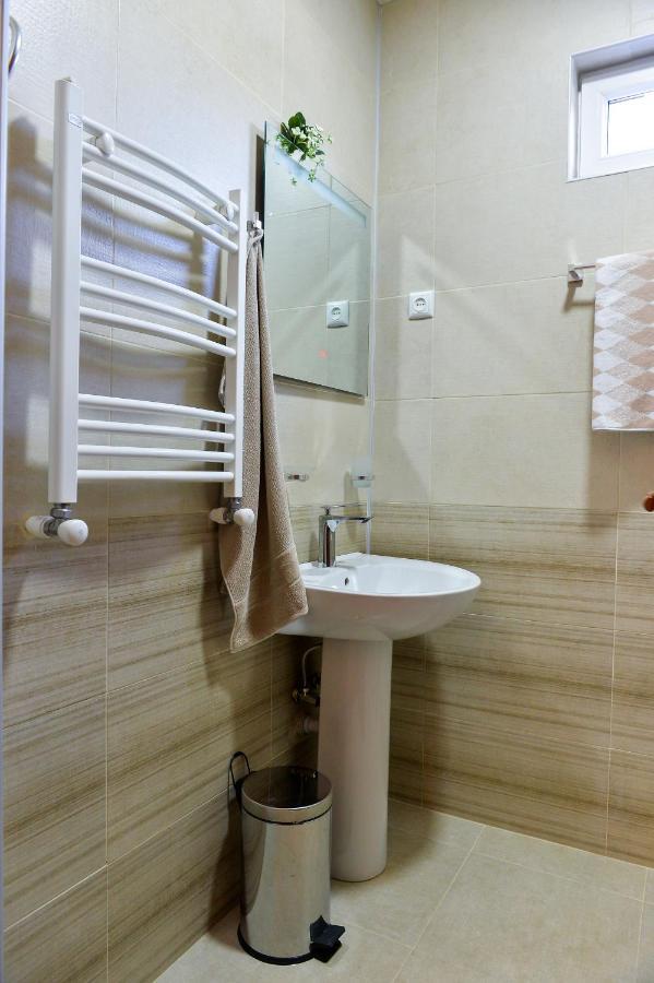 Gold Guest House Kutaiszi Kültér fotó