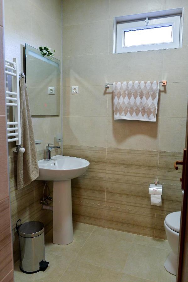 Gold Guest House Kutaiszi Kültér fotó
