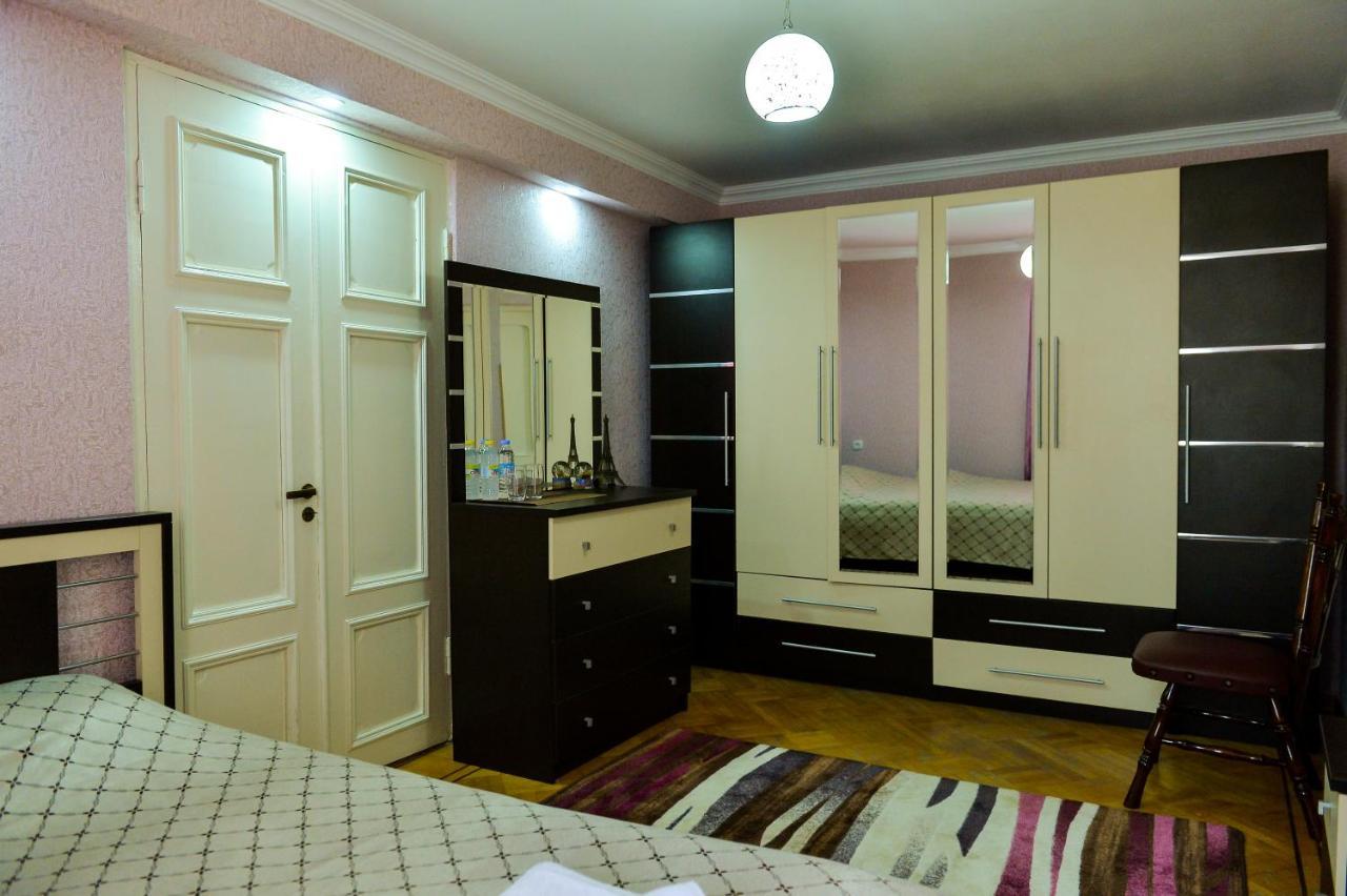 Gold Guest House Kutaiszi Kültér fotó