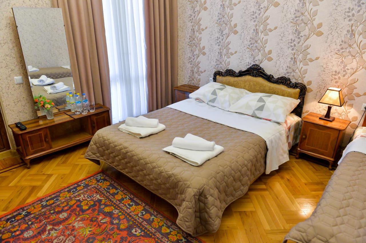 Gold Guest House Kutaiszi Kültér fotó